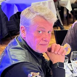 a7524bd6-b4a5-4a6f-a8e2-7a847d692993