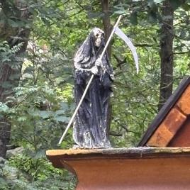 b9e19230-de40-4915-b699-e0d6aecf3568