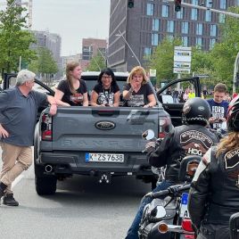 e62242db-78ef-435f-9add-44542d97f74c