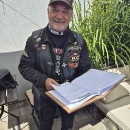 04f15511-e093-46e0-a051-79d4b6b30847