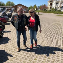 cdc734a6-7734-4921-a6b9-1f709396fafd