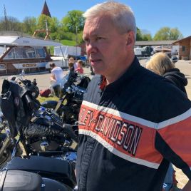 d988370d-4ba5-4d7e-9d6e-01ed62088bce