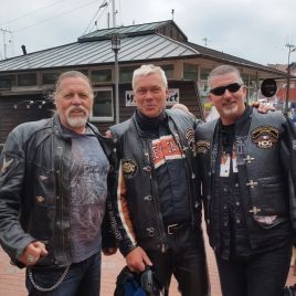 f27cc317-5280-4ef8-85de-3f4582dba795