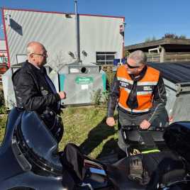 e2970c4d-32df-417b-a7d7-c76c3b8ee5ed