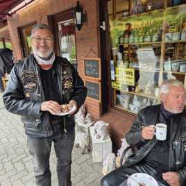 02d493b5-8929-4c9d-beb5-a9c44b99b7fa