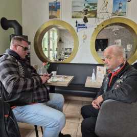 54207191-2af6-464c-b618-00b3b50c2dcd