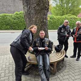 a2126f41-a8a7-48bd-97f2-747054c337d5