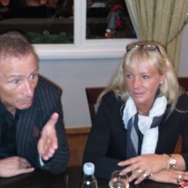 43d2172f-6225-4a58-a5aa-752a7a5fe180