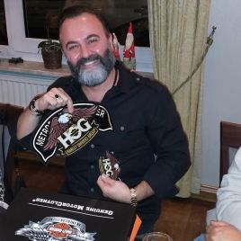 aa7d57f0-ee6b-46c1-bb94-181067dc5d4a