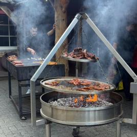 b1f0bdf6-9ae9-4b94-b299-0b6b856ccd55