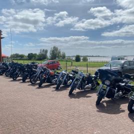 d5c8cfbe-823f-4e09-86f3-03094b5a924b